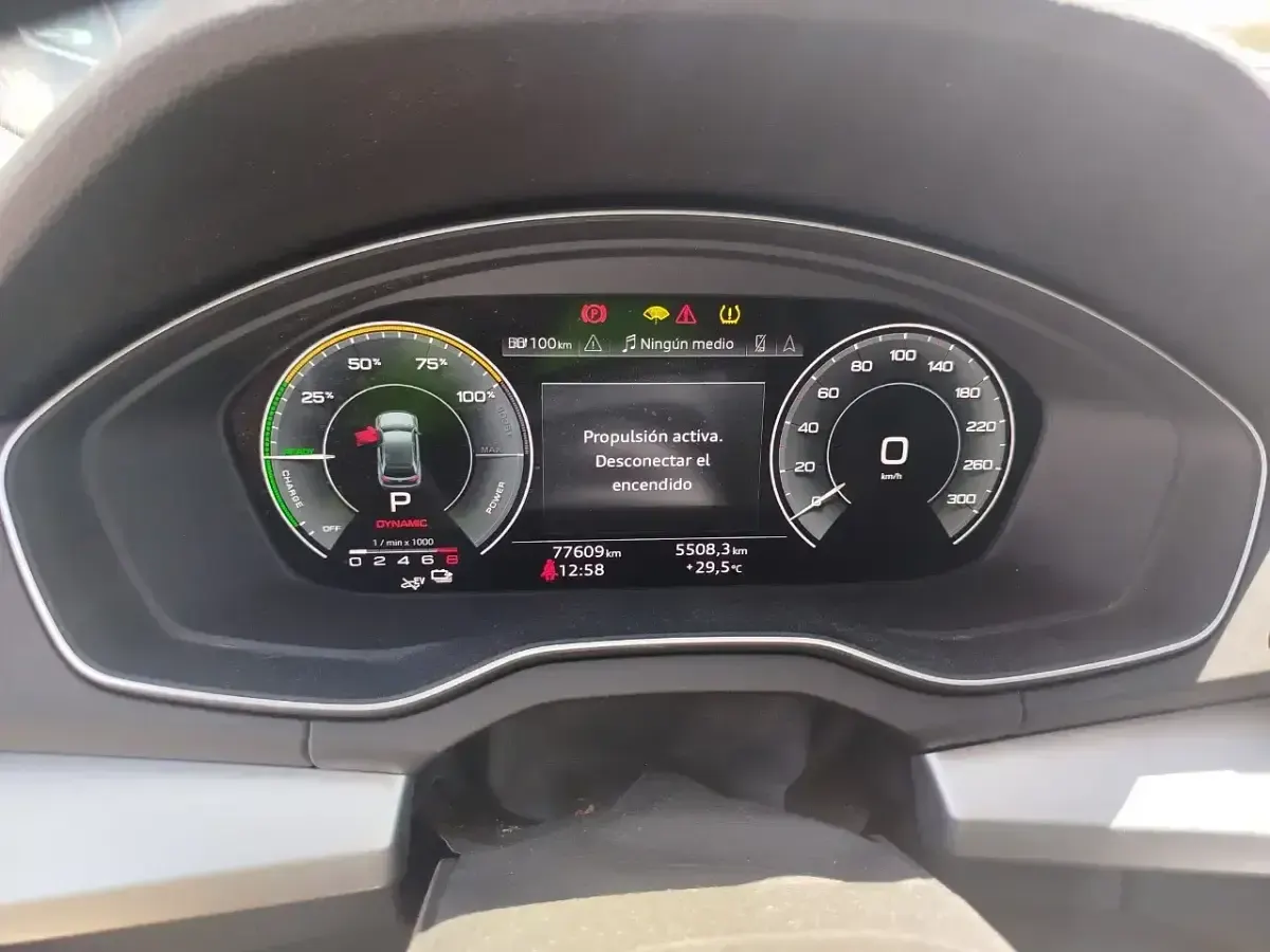 Usado Audi Q5 Advanced Plus 299 CV (219 kW) 2021 Gris SUV