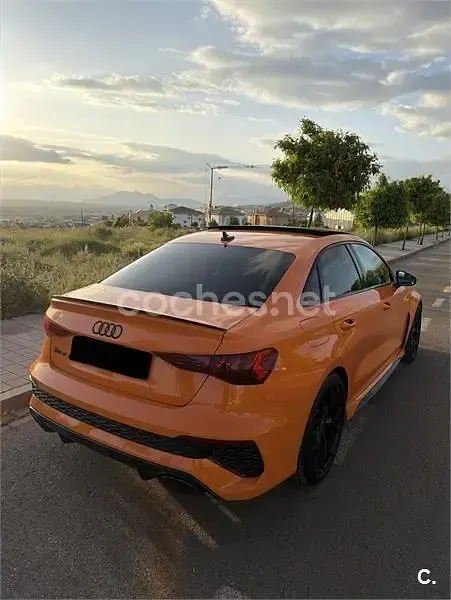 Usado Audi RS3 400 CV (294 kW) 2023 Naranja Berlina