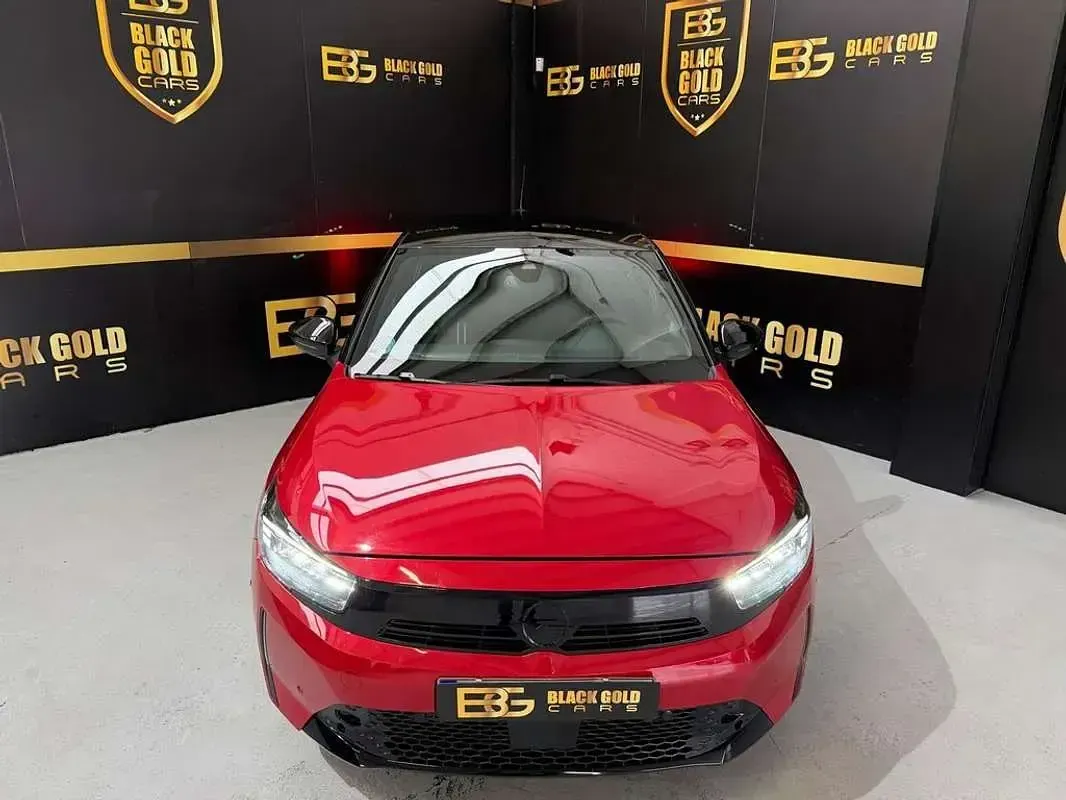Usado Opel Corsa 100 CV (73 kW) 2023 Rojo Utilitario