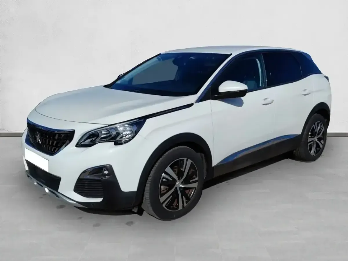 Usado Peugeot 3008 Allure 130 CV (95 kW) 2019 Blanco SUV