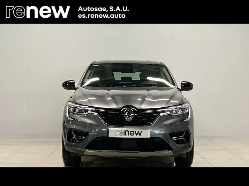Usado Renault Arkana Techno 140 CV (102 kW) 2023 Gris SUV