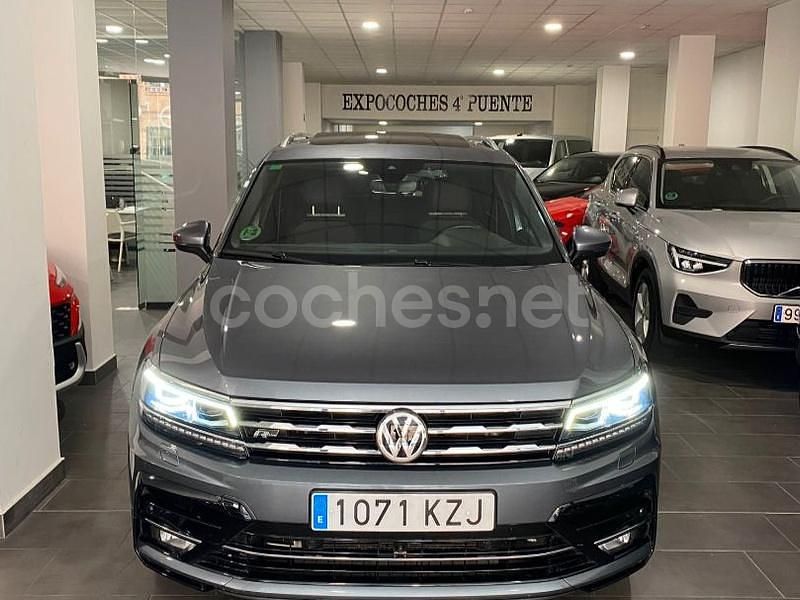 Usado VW Tiguan Allspace Sportline 190 CV (139 kW) 2019 Gris / plata SUV