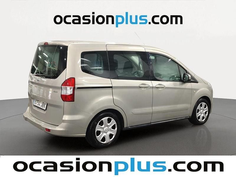 Usado Ford Tourneo Courier Trend 102 CV (75 kW) 2014 Gris Monovolumen