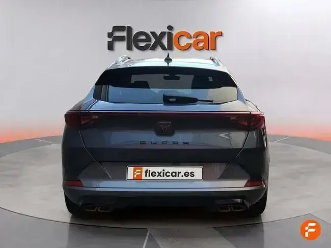 Usado Cupra Formentor 204 CV (150 kW) 2024 Gris SUV