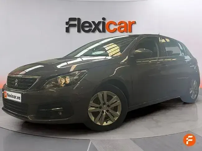 Usado Peugeot 308 Allure 130 CV (95 kW) 2021 Gris Berlina