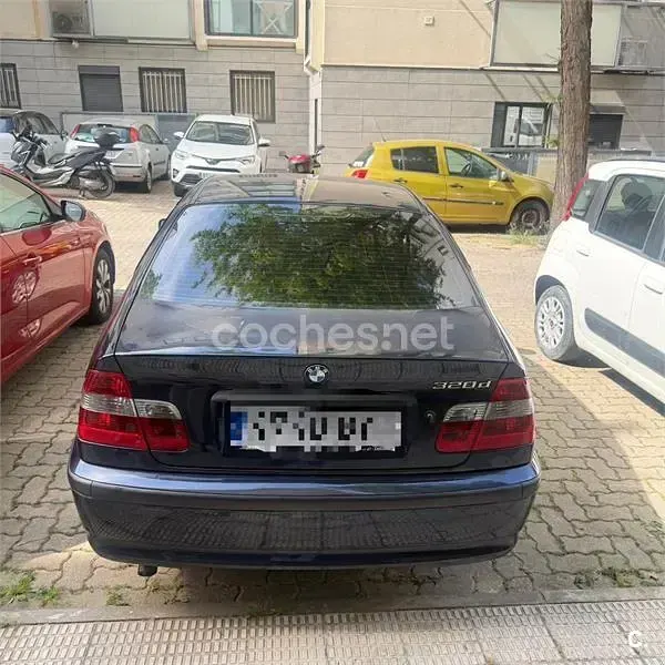 Usado BMW 320 136 HP (100 kW) 2002 Azul Sedan