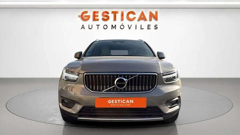 Usado Volvo XC40 Inscription 261 CV (191 kW) 2021 Beige SUV