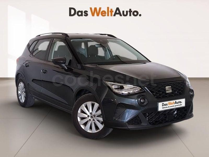 Usado Seat Arona Style 95 CV (69 kW) 2025 Gris SUV