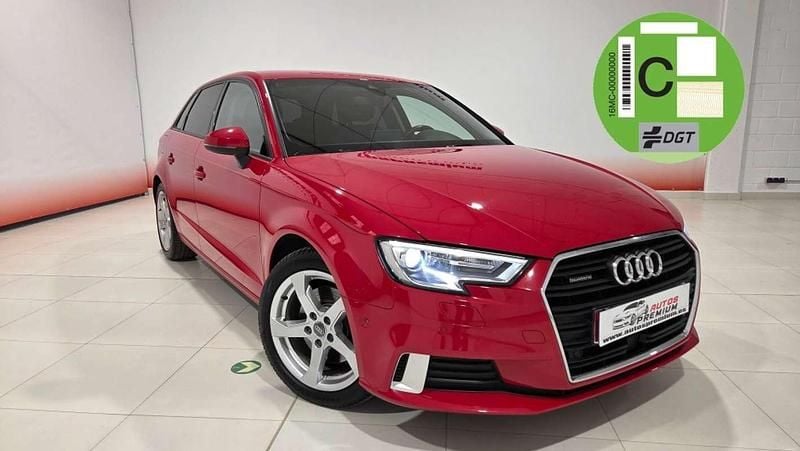 Usado Audi A3 Sportback Sport 190 CV (139 kW) 2019 Rojo Utilitario