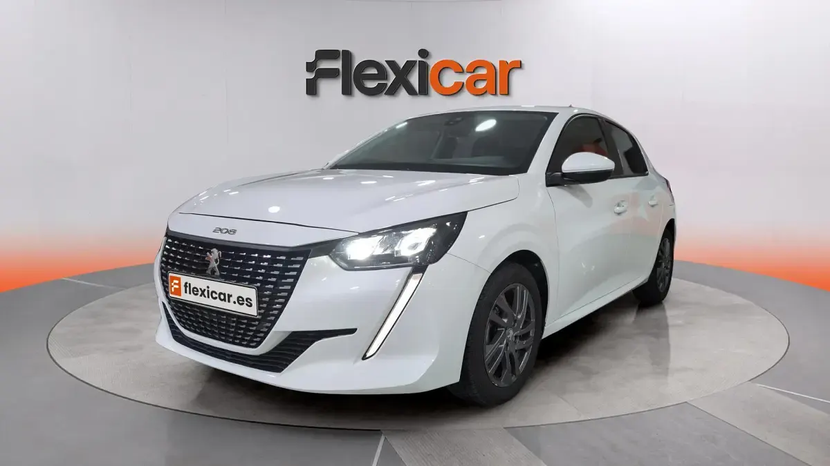 Usado Peugeot 208 Style 101 CV (74 kW) 2021 Blanco Utilitario