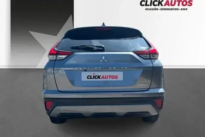 Usado Mitsubishi Eclipse Cross 188 CV (138 kW) 2023 Gris SUV