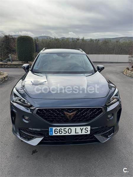 Usado Cupra Formentor 190 CV (139 kW) 2022 Gris / plata SUV