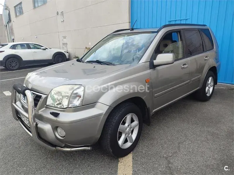 Usado Nissan X-Trail 114 CV (83 kW) 2002 Beige SUV