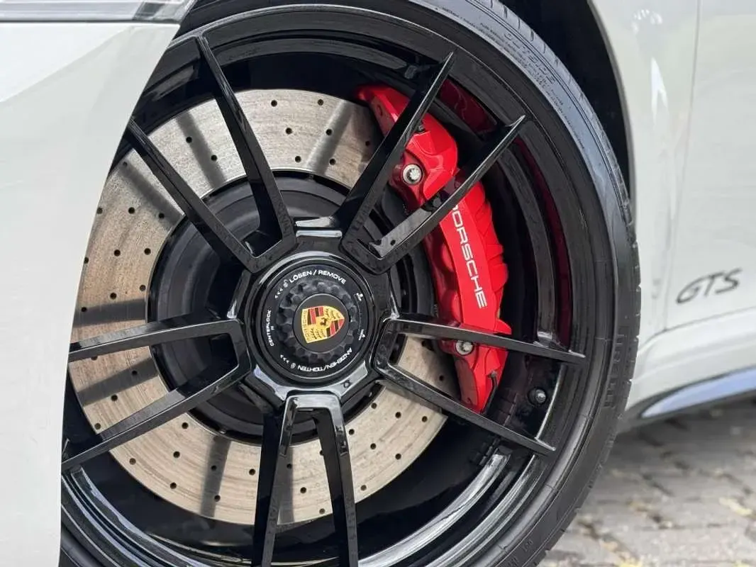 Usado Porsche 911 Carrera GTS 480 CV (353 kW) 2023 Gris Descapotable