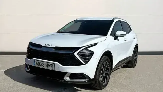 Käytetty Kia Sportage 160 HP (117 kW) 2024 Valkoinen Katumaasturi