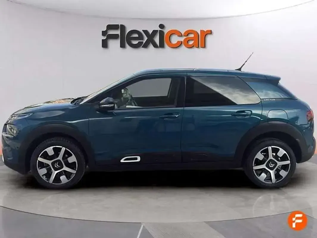 Käytetty Citroën C4 Cactus PureTech 131 HP (96 kW) 2018 Musta Viistoperä