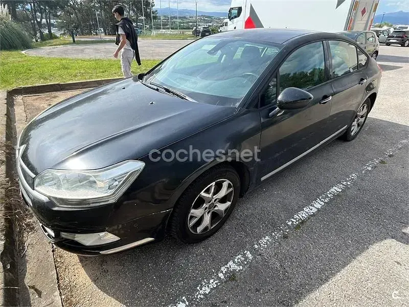 Usado Citroën C5 138 CV (101 kW) 2008 Negro Berlina