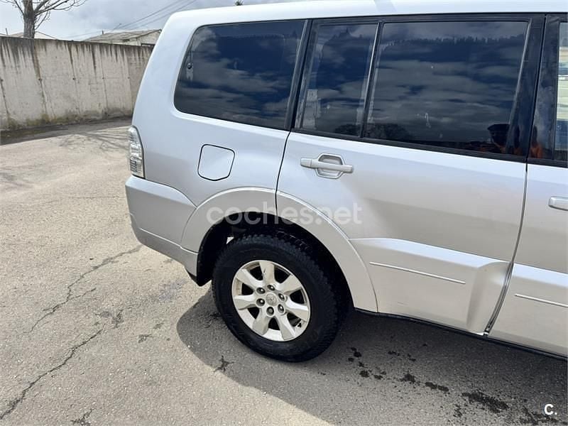 Usado Mitsubishi Montero Spirit 200 CV (147 kW) 2010 Gris / plata SUV