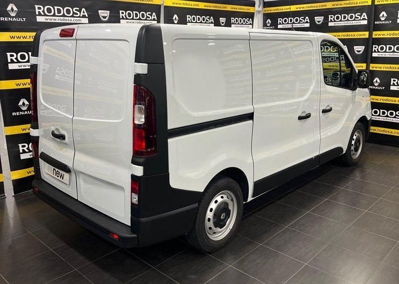 Usado Renault Trafic 115 CV (84 kW) 2015 Blanco Monovolumen