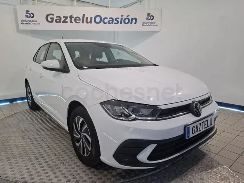 Usado VW Polo Life 95 CV (69 kW) 2022 Blanco Utilitario