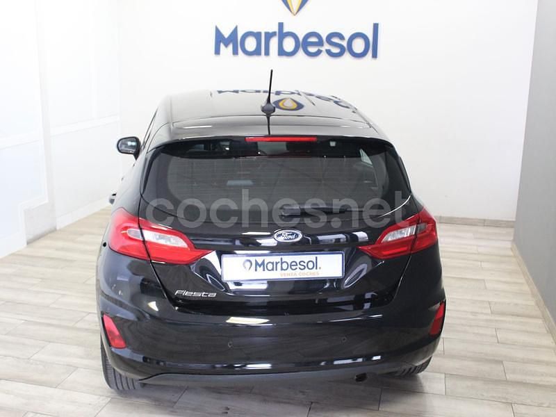 Usado Ford Fiesta Limited 75 CV (55 kW) 2021 Negro Utilitario