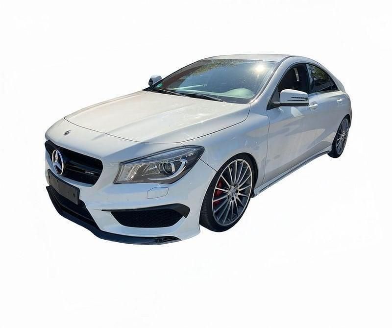 Blanco Usado 2014 Mercedes CLA45 AMG AMG Berlina | 26.990 € (Precio justo) - Imagen 1/4