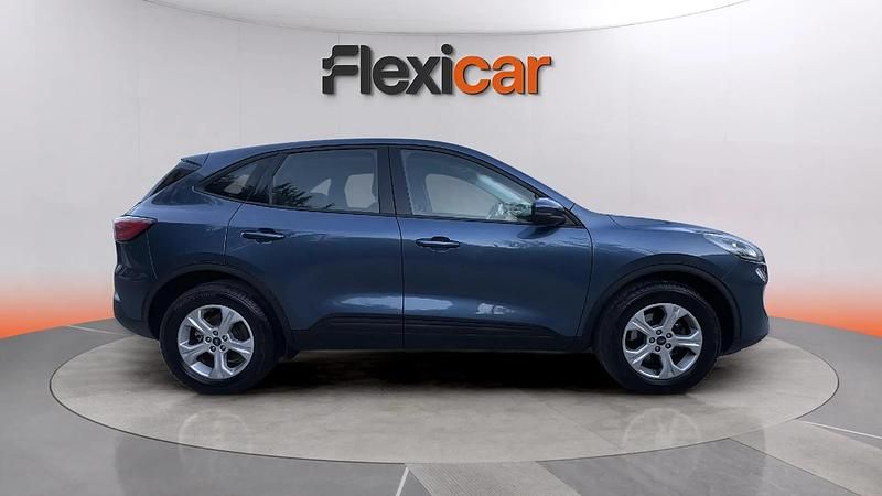 Usado Ford Kuga Trend 120 CV (88 kW) 2022 Azul SUV