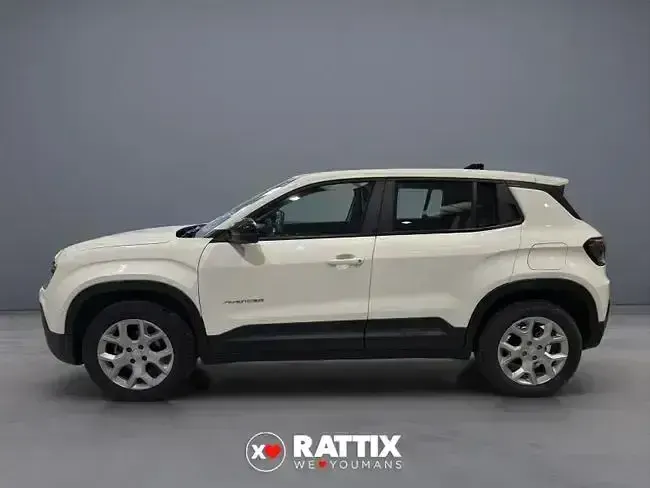Usado Jeep Avenger Altitude 100 CV (73 kW) 2024 Blanco SUV