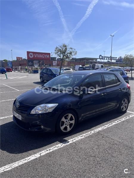 Azul Usado 2010 Toyota Auris Berlina | 4700 € (Buen precio) - Imagen 1/4