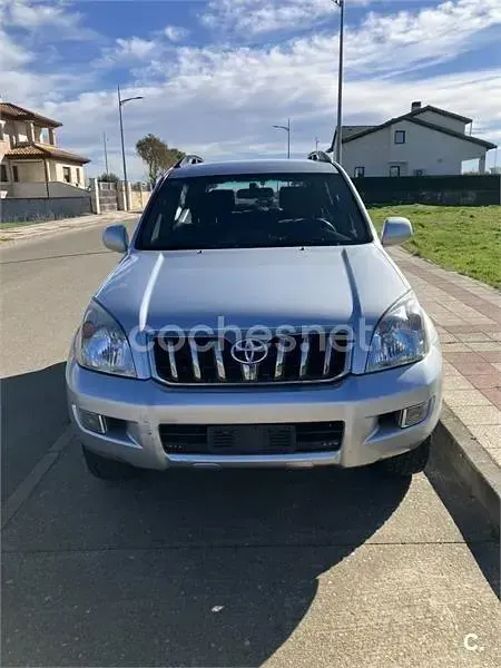 Usado Toyota Land Cruiser 173 CV (127 kW) 2008 Gris / plata SUV