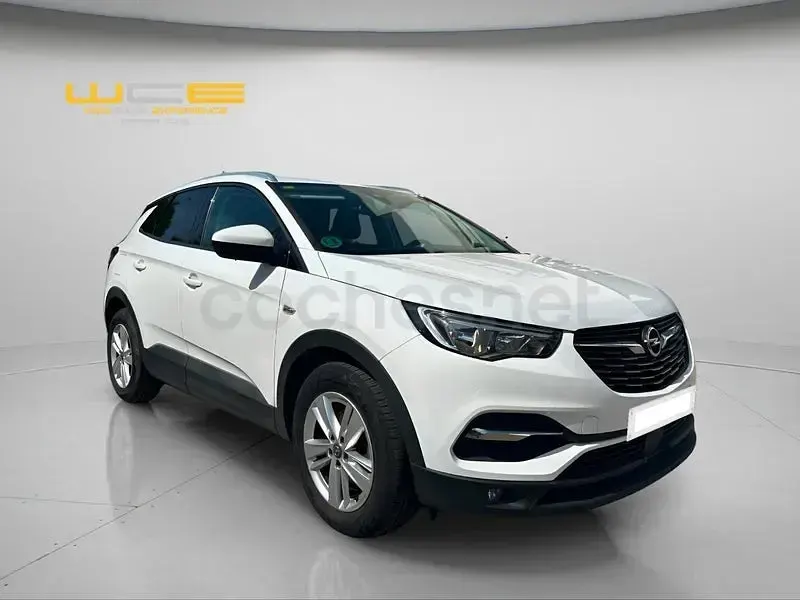 Usado Opel Grandland X Selective 130 CV (95 kW) 2018 Blanco SUV