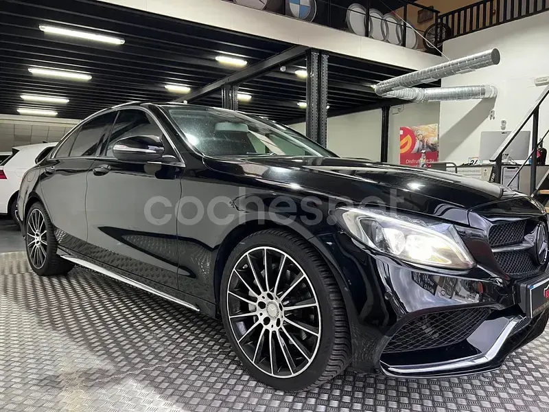 Occasion Mercedes C250 AMG line 211 PK (155 kW) 2015 Zwart Stationwagen