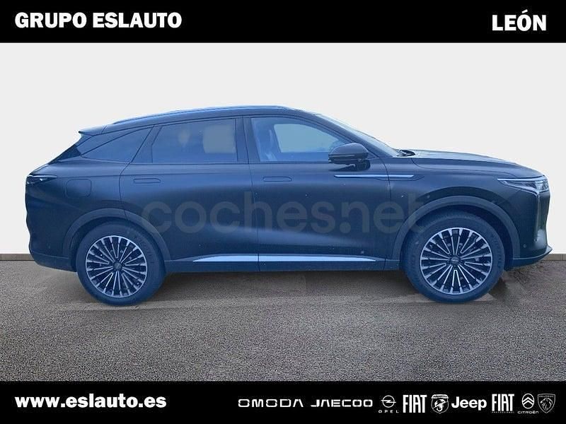 Usado Omoda 9 537 CV (394 kW) 2025 Negro SUV