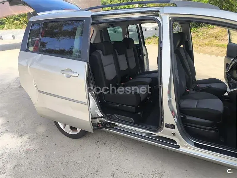 Usado Mazda 5 Active 143 CV (105 kW) 2006 Gris / plata Monovolumen