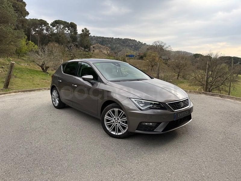 Usado Seat Leon XCELLENCE 150 CV (110 kW) 2018 Gris / plata Berlina