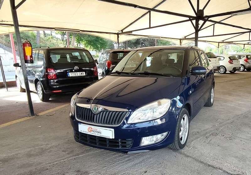 Azul Usado 2011 Skoda Fabia Ambition Utilitario | 3300 € (Precio justo) - Imagen 1/4