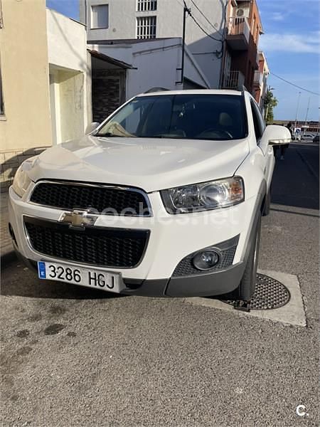 Blanco Usado 2011 Chevrolet Captiva LT SUV | 7999 € (Precio justo) - Imagen 1/4