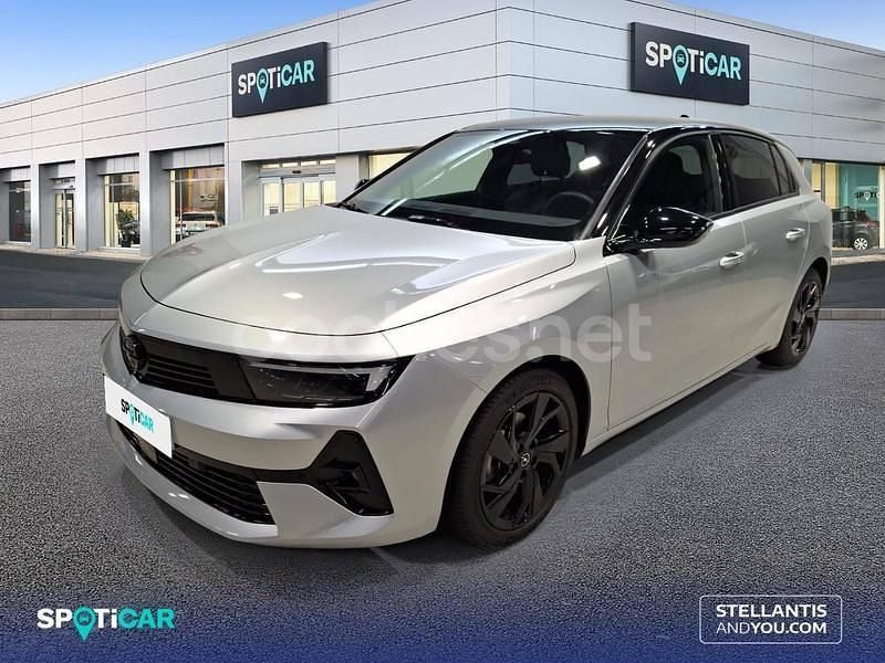 Gris Usado 2023 Opel Astra Berlina | 20.990 € (Un poco caro) - Imagen 1/2