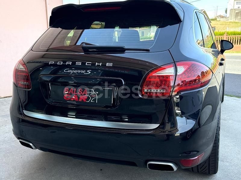 Usado Porsche Cayenne 400 CV (294 kW) 2012 Negro SUV