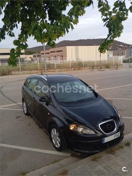 Negro Usado 2007 Seat Altea XL Style Monovolumen | 3700 € (Buen precio) - Imagen 1/4