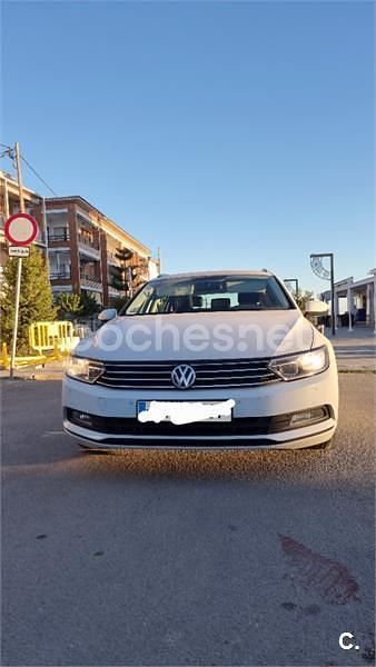 Usado VW Passat Advance 150 CV (110 kW) 2018 Blanco Familiar