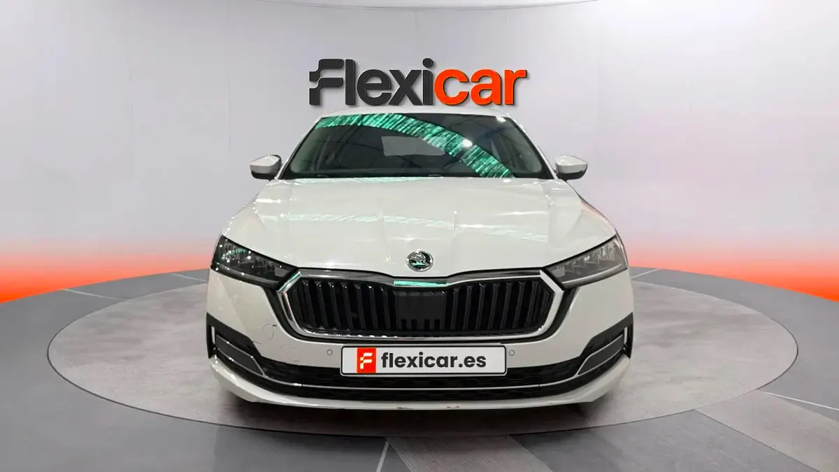 Usado Skoda Octavia Ambition 115 CV (84 kW) 2024 Blanco Berlina