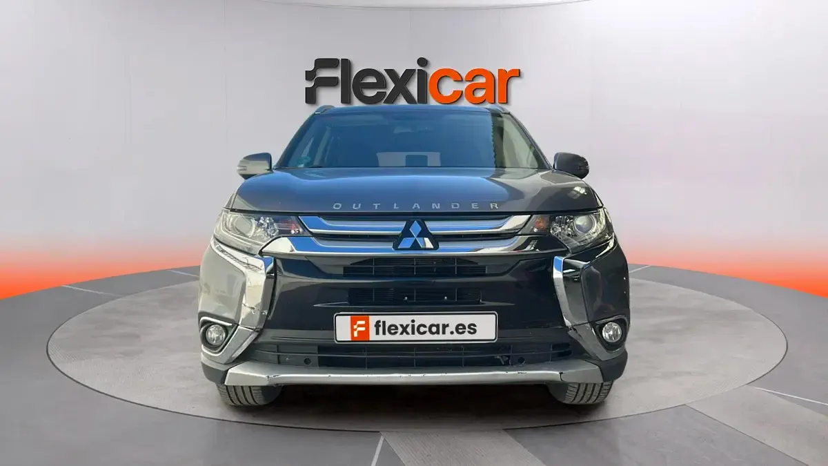Usado Mitsubishi Outlander Motion 150 CV (110 kW) 2017 Gris SUV