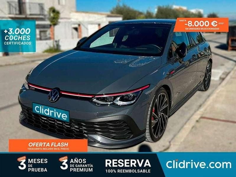 Gris Usado 2023 VW Golf VIII GTI Utilitario | 39.890 € (Precio justo) - Imagen 1/3