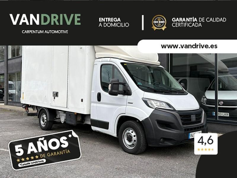 Blanco Usado 2022 Fiat Ducato Van | 29.800 € - Imagen 1/4
