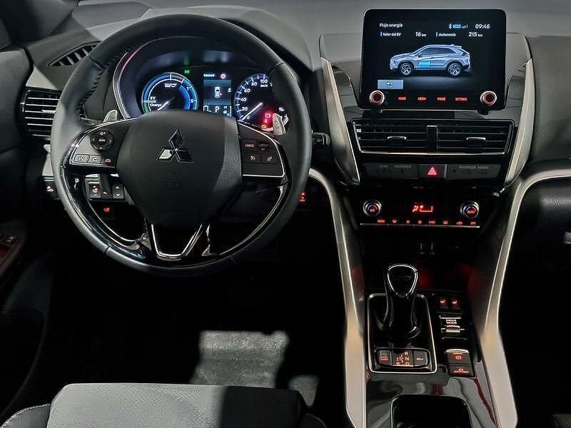 Usado Mitsubishi Eclipse Cross 188 CV (138 kW) 2025 Blanco SUV