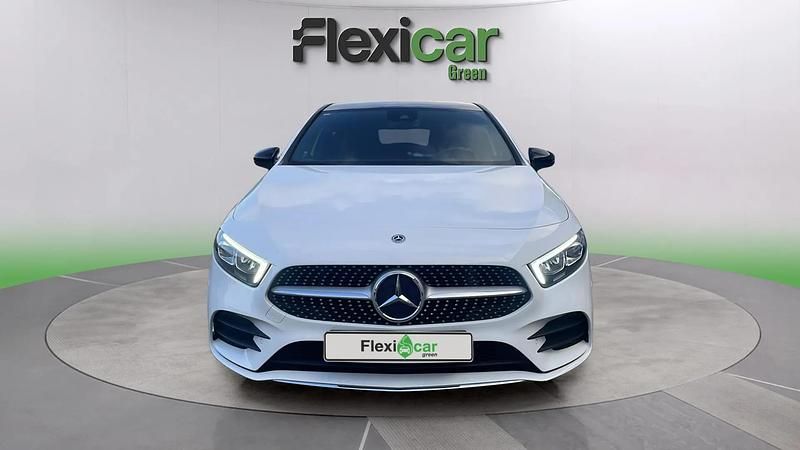 Usado Mercedes A200 163 CV (119 kW) 2018 Blanco Berlina