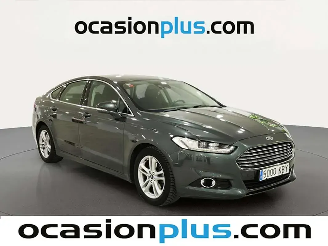 Usado Ford Mondeo Titanium 160 CV (117 kW) 2017 Gris Berlina