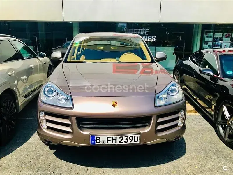 Usado Porsche Cayenne 290 CV (213 kW) 2008 Gris / plata SUV