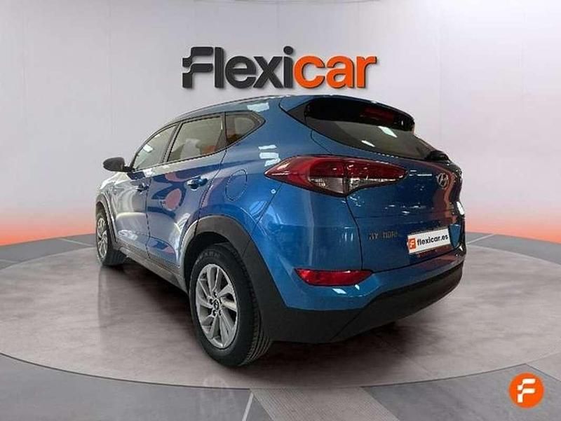 Usado Hyundai Tucson GO! 131 CV (96 kW) 2018 Azul SUV